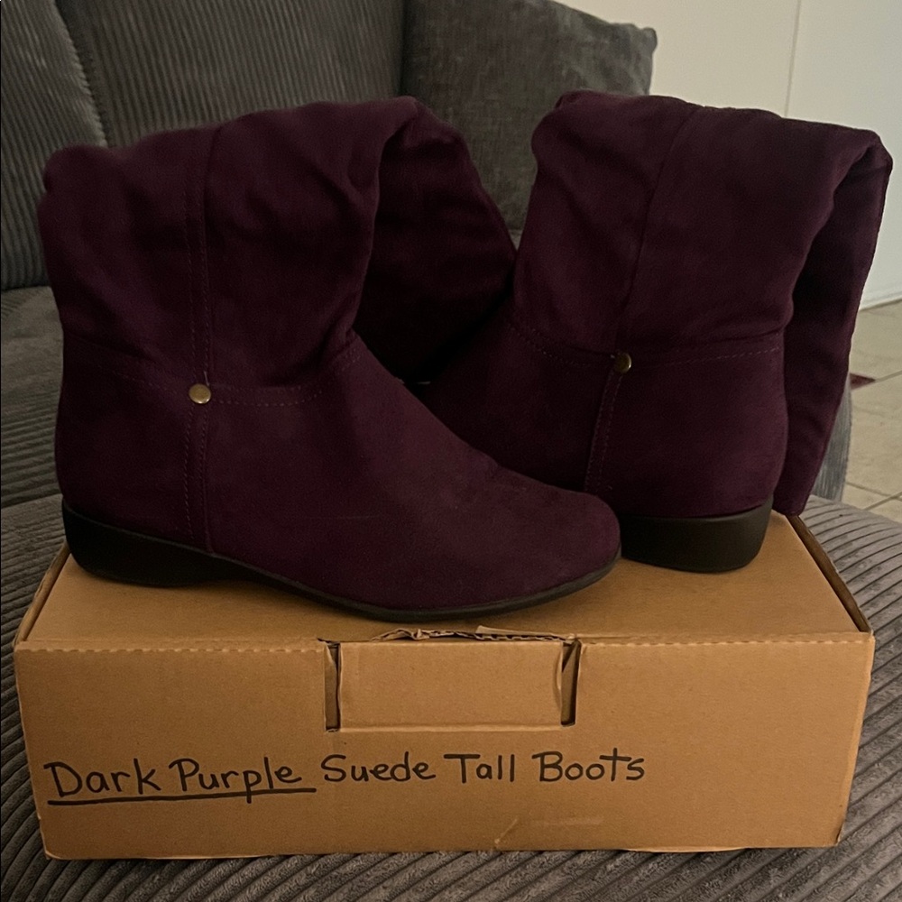 Elegant Purple Suede Heeled Boots